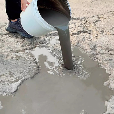 خود تراز کردن کف سمنتی در فضای باز رنگ ضد آب برای پیاده روی آسان است